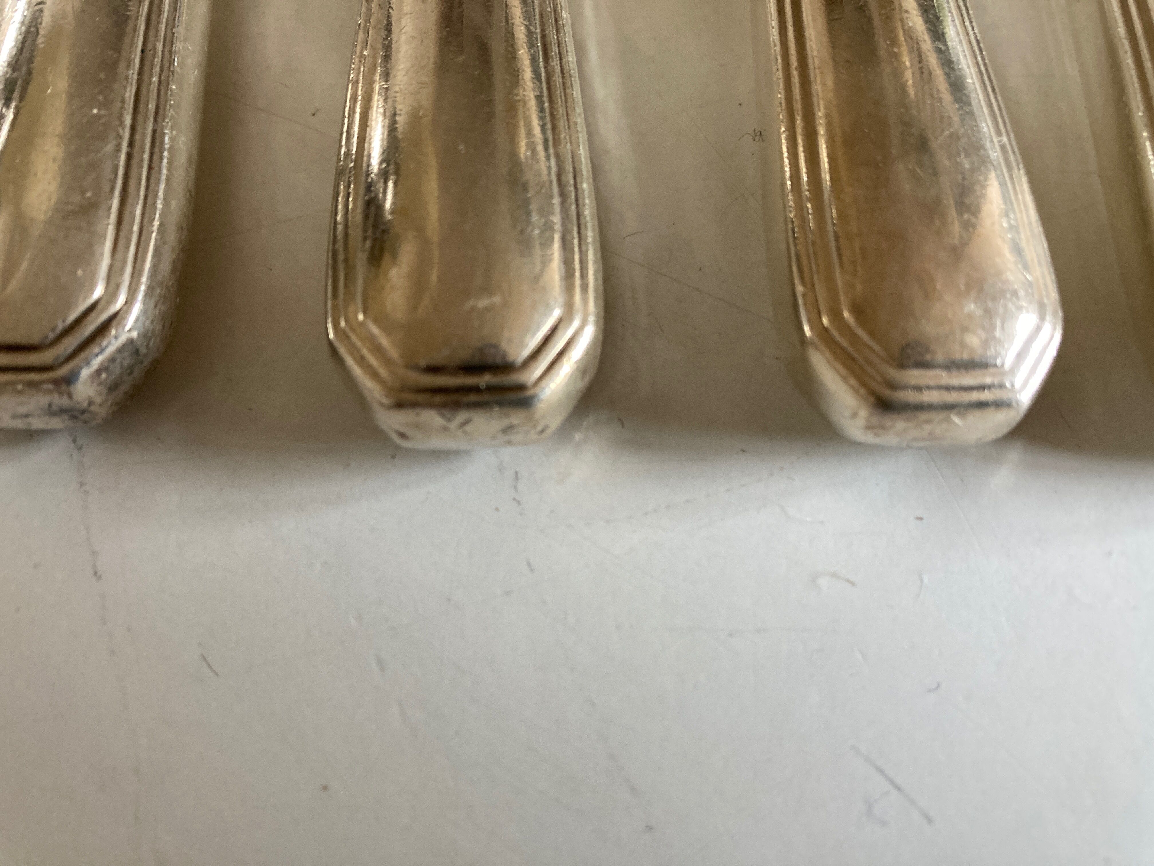 Set of 12 Christofle America knives