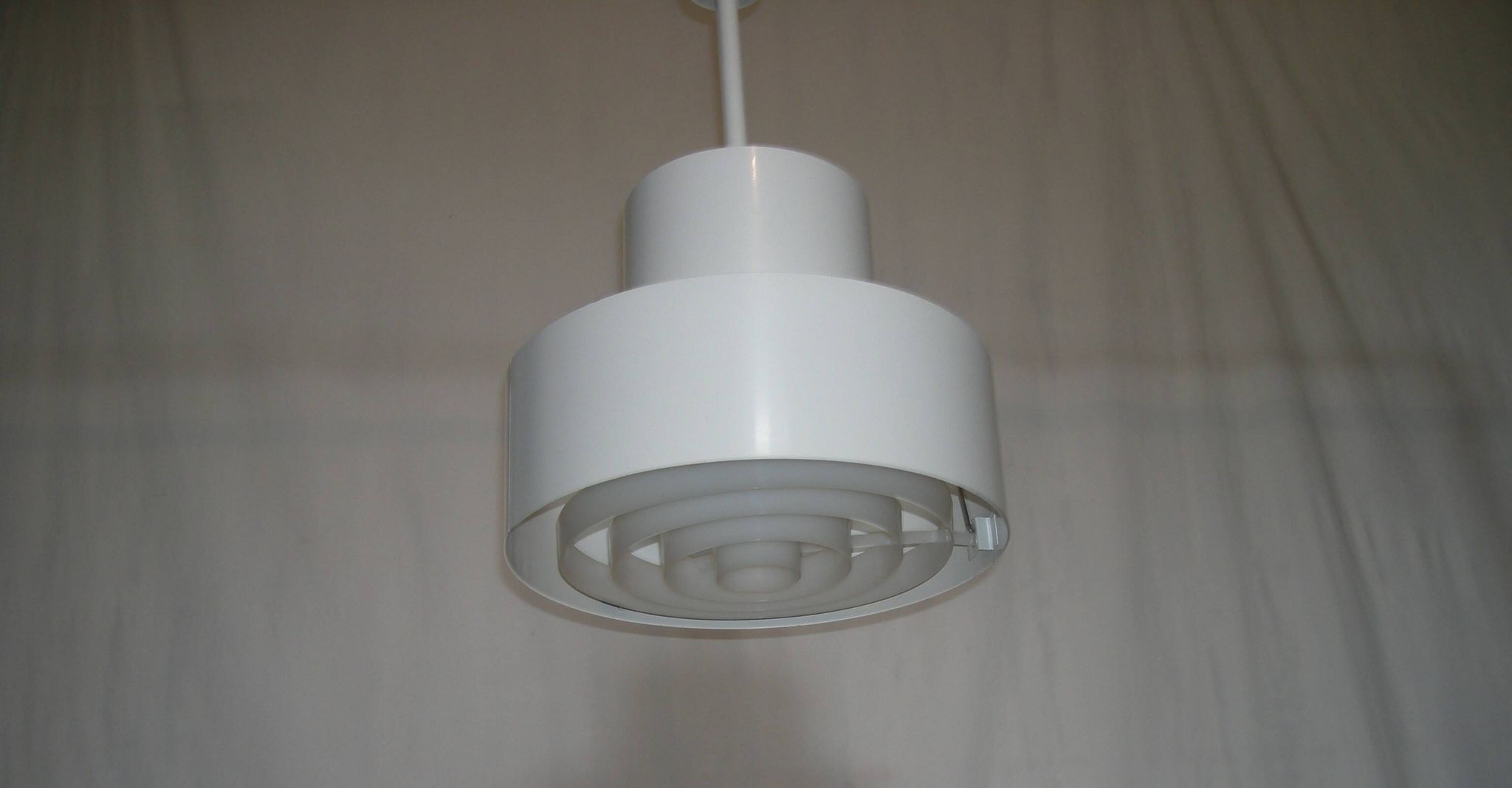 Suspension de style scandinave des années 60