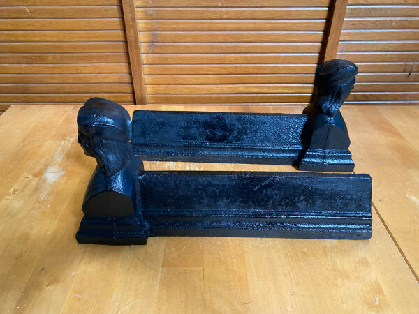 Paire de chenets cheminée raphaël tête homme fonte noire vintage #e236