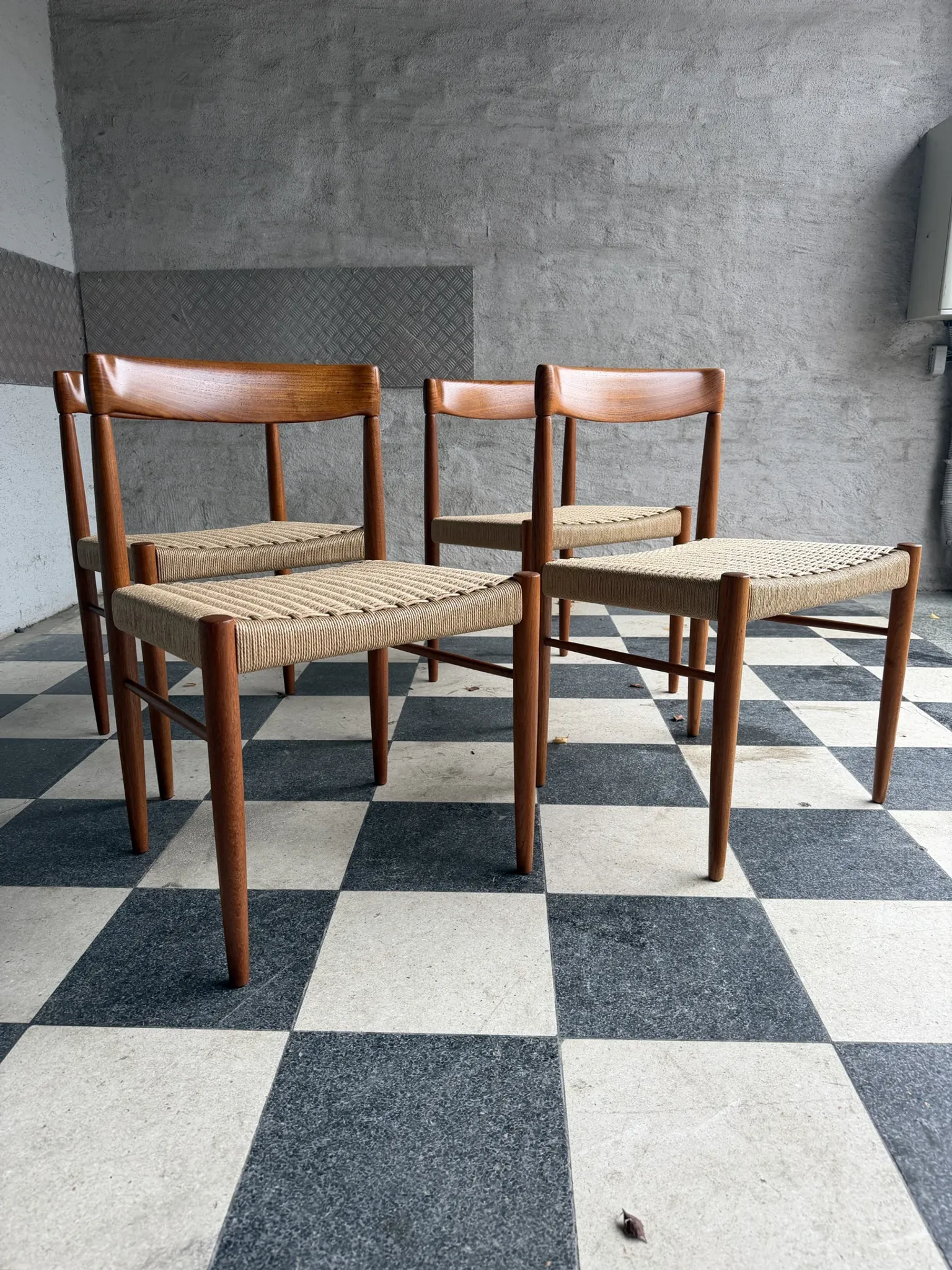 Set of 4 HW Klein chairs for Bramin