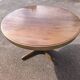 Extendable round table for 4 to 6 people, wood.