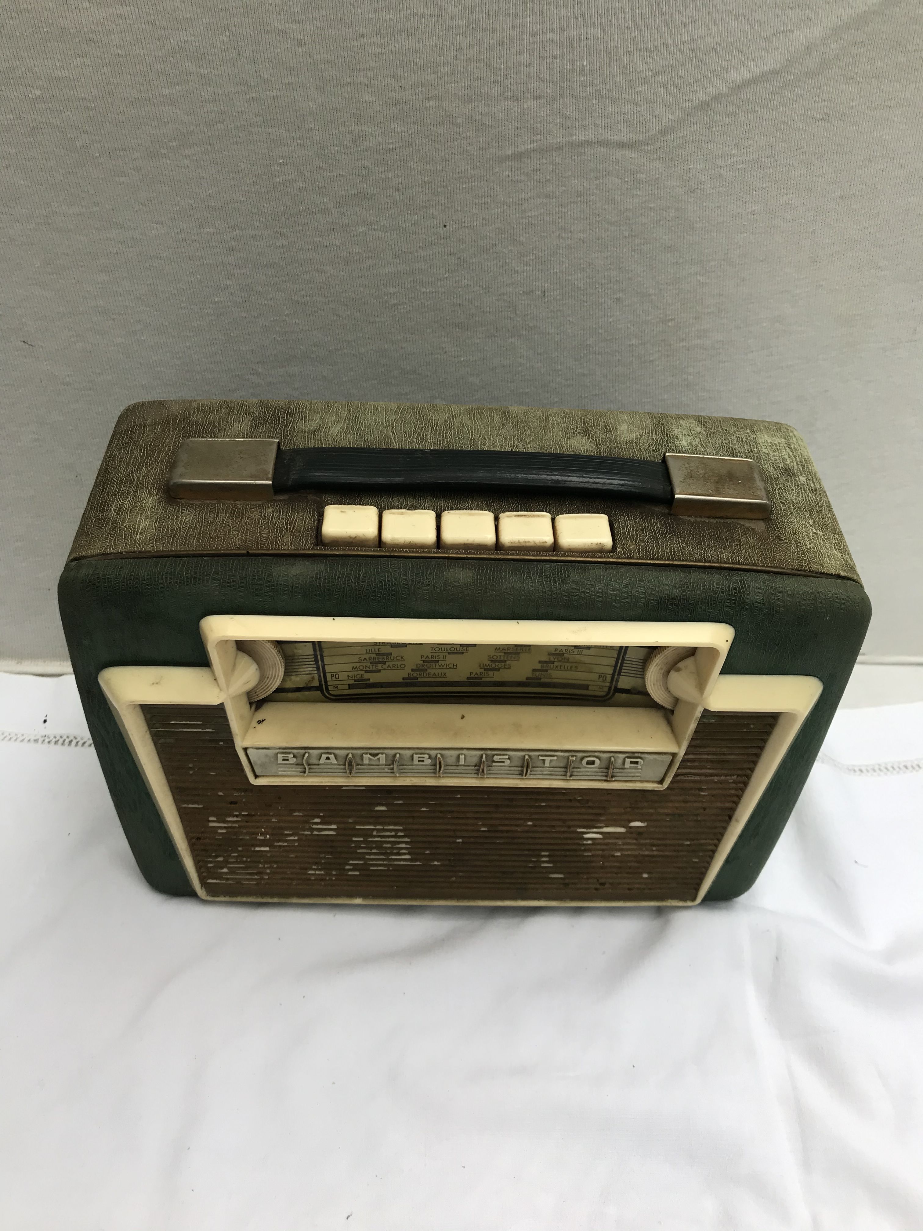Radio Bambistor bois vinyle vert bakélite blanc vintage