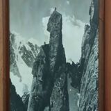 Alpine photograph by Pierre Tairraz, Queen's Needle