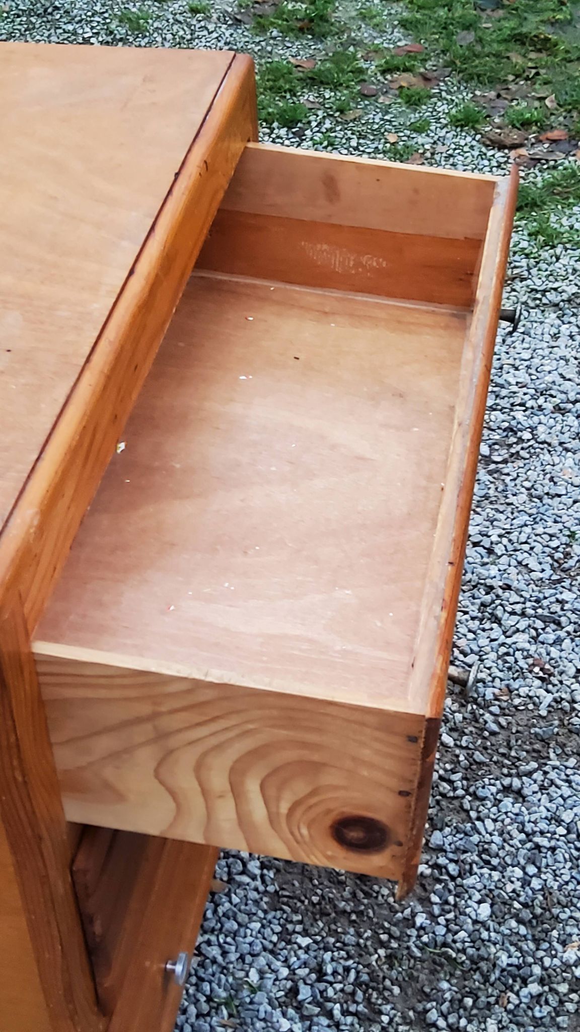 Vintage chest of drawers from the 50s with compass feet and 3 drawers