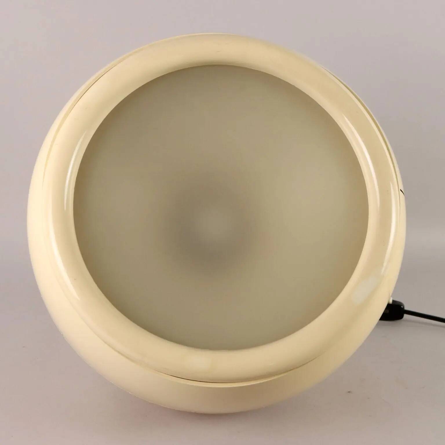 Pallade lamp by Artemide Design Studio, vintage 1970s.