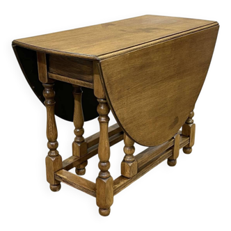 Table pliante anglaise, gateleg en chêne des années 1950