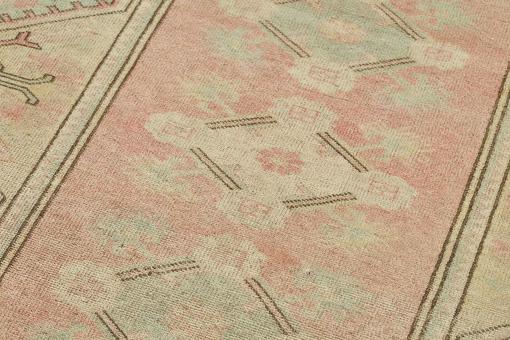 Turkish Vintage Anatolian Rug 124 cm x 214 cm