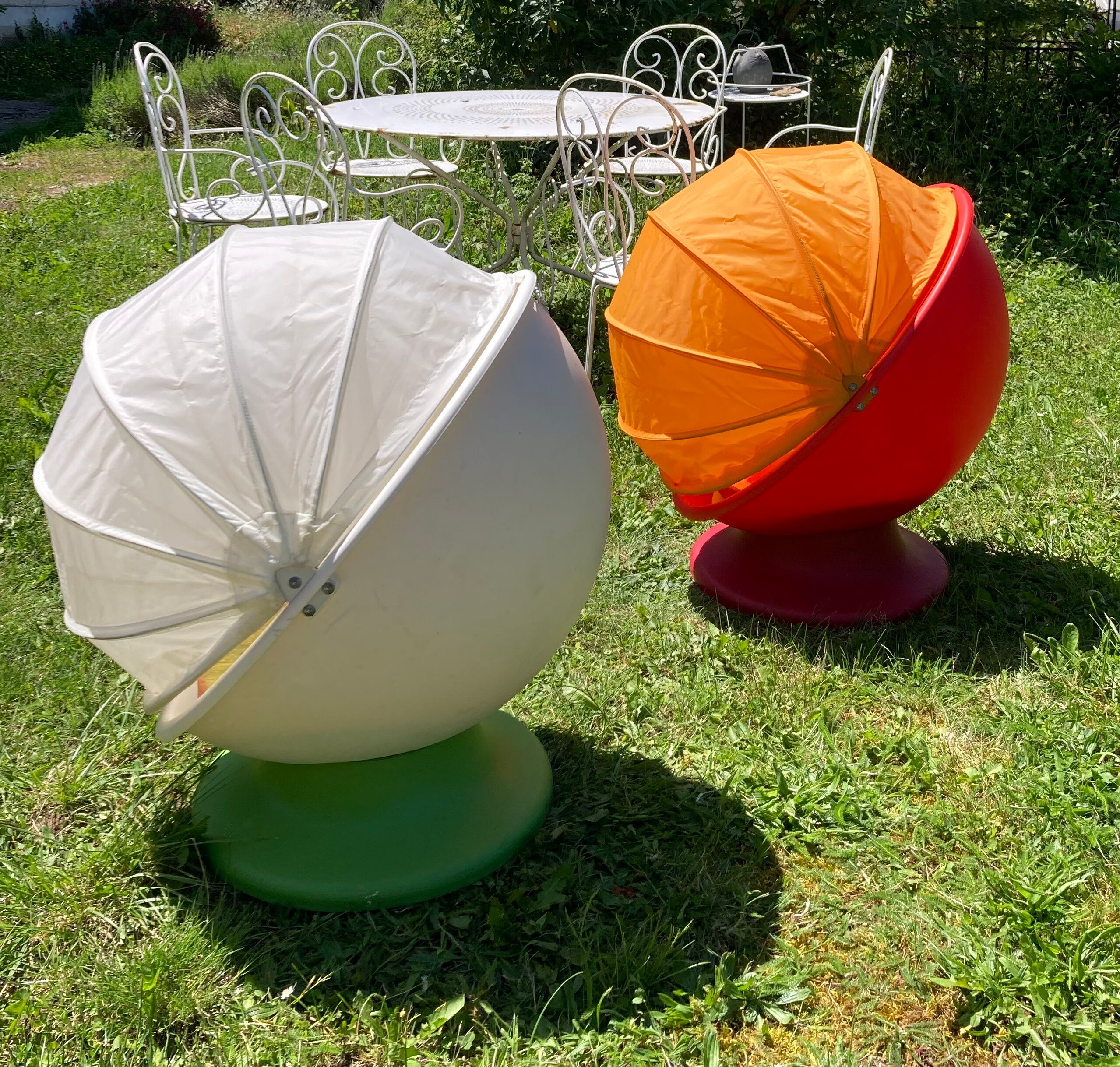 IKEA egg chairs 1980s made in Sweden designer Monika Mulder