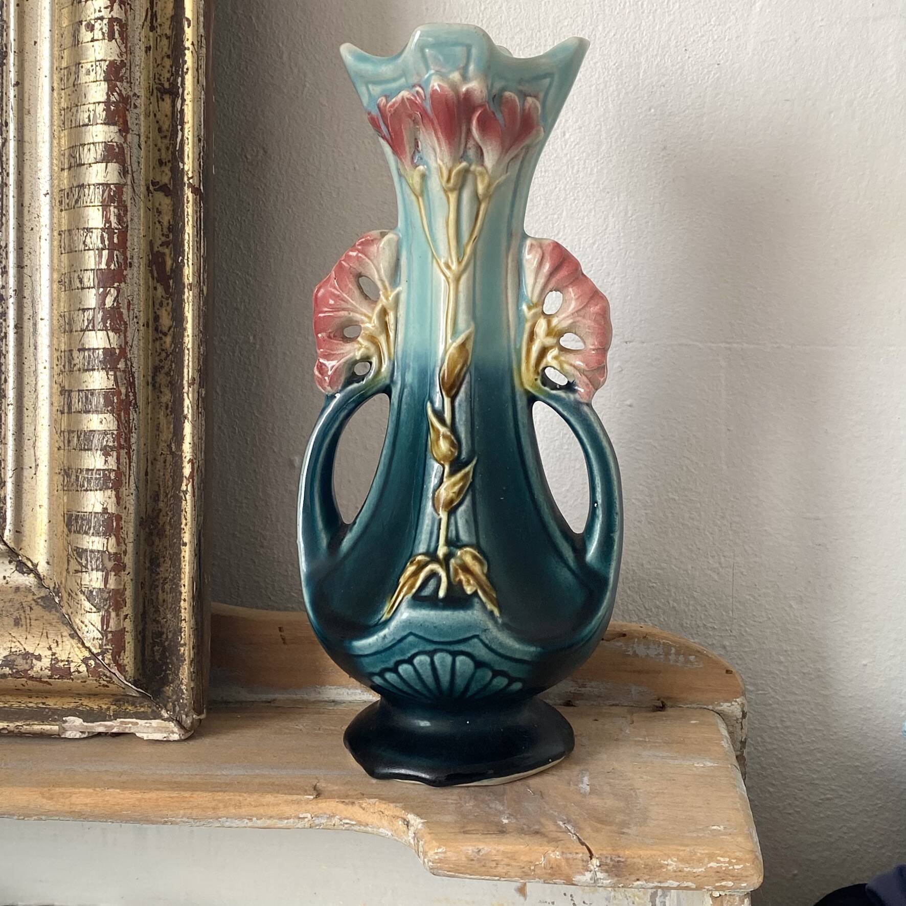 Art Nouveau slipware vase 21 cm