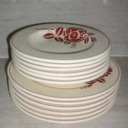 Set of 6 old flat plates in beige and red earthenware