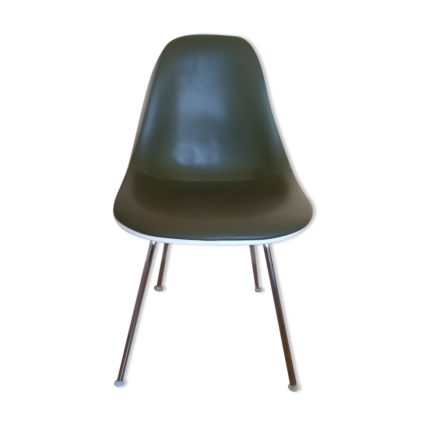 DSX chair by Eames Herman Miller edition