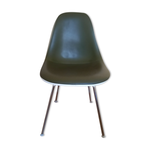 Chaise DSX par Eames édition Herman Miller