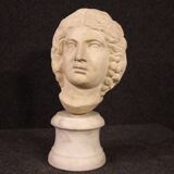 Antique Italian sculpture, white marble head from the 17th century
