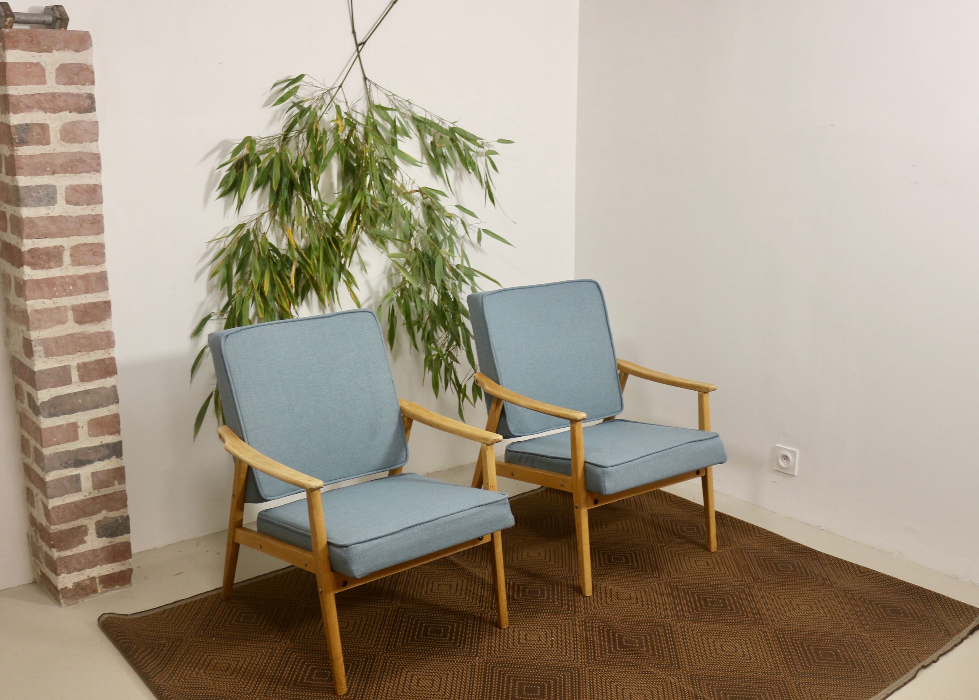 Paire de fauteuils vintage année 60 en hêtre
