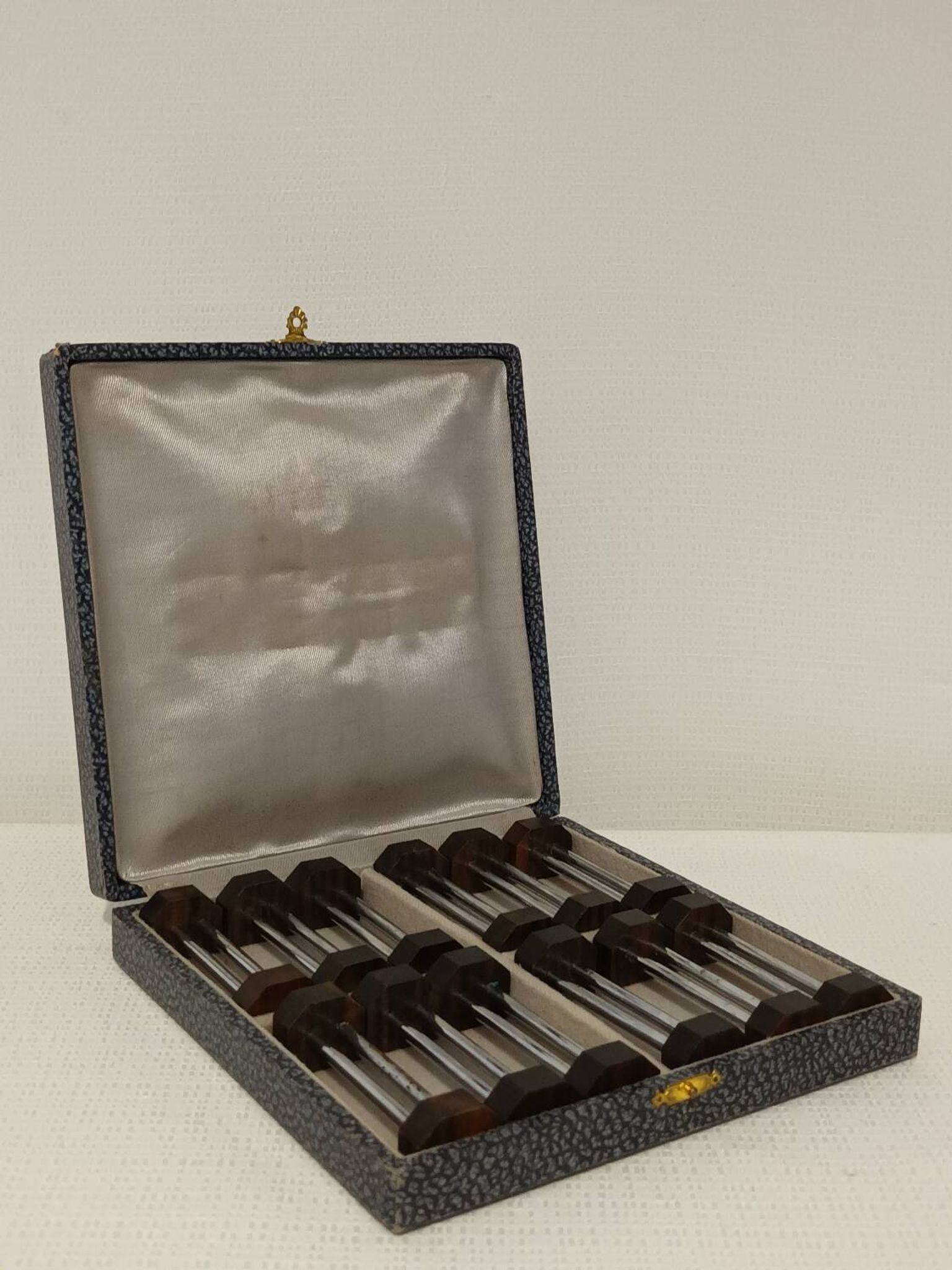 Coffret de 12 porte-couteaux Art déco