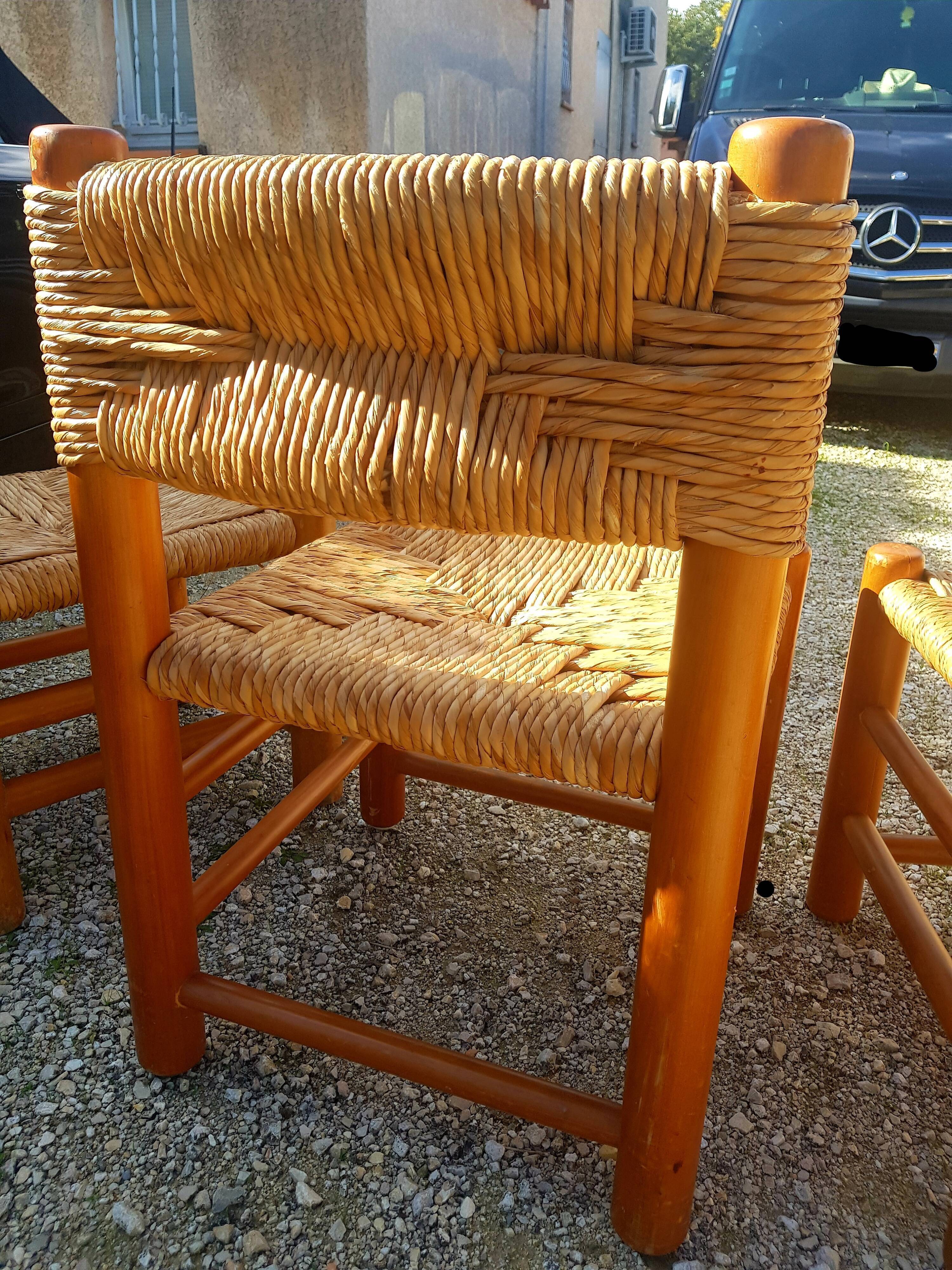 set of 4 mulched pine chairs