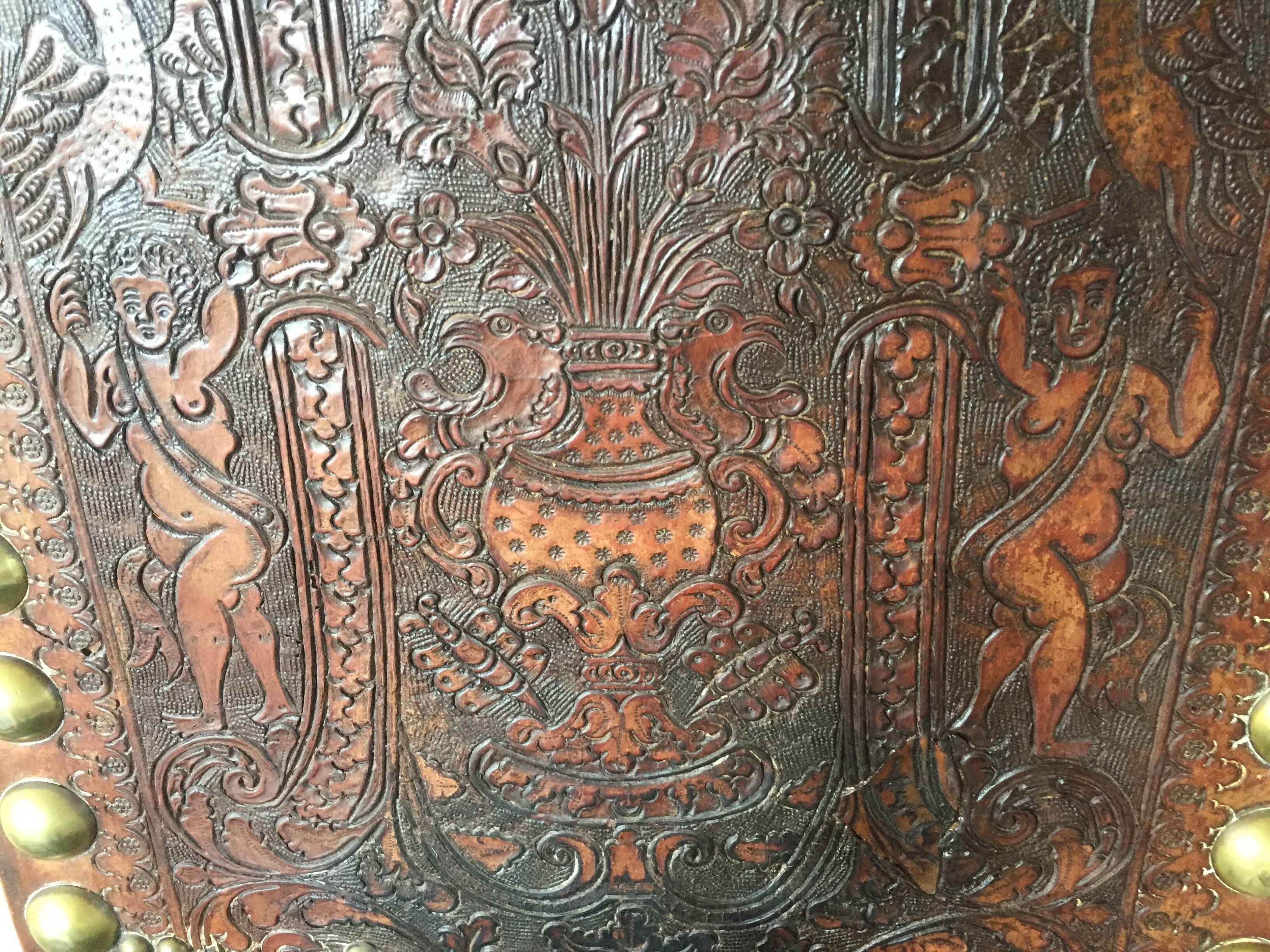 Paire de chaises en cuir de Cordoue