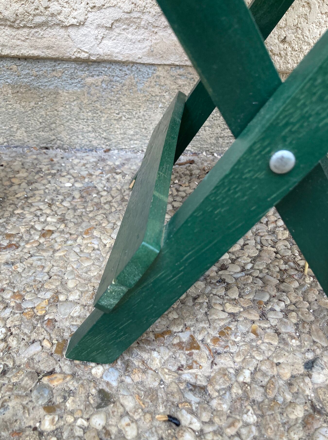 Folding stool in vintage canning
