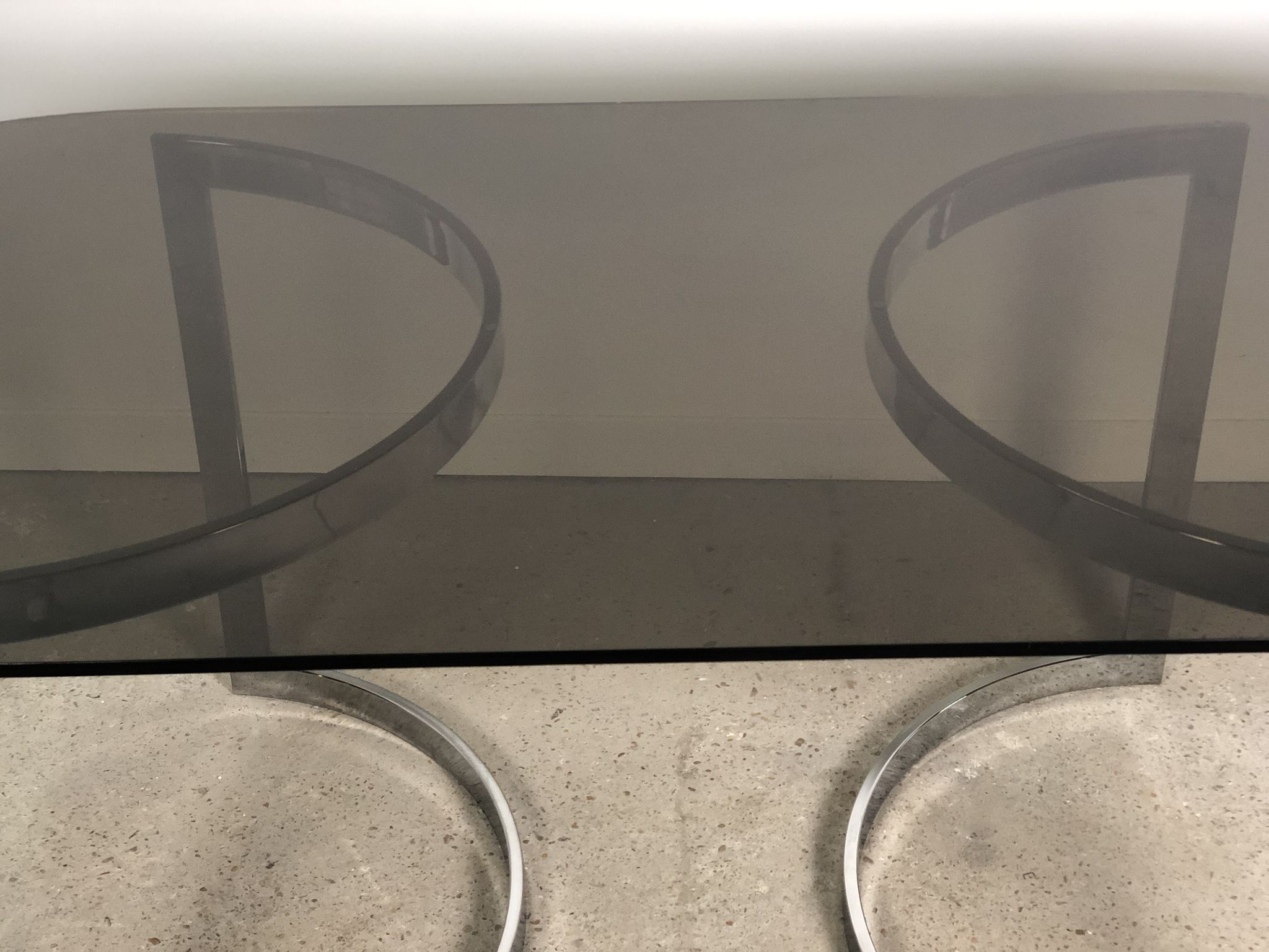 Oval table design hemicylindrical 70's in the taste of Paul Le Geard
