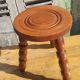 Tabouret tripode vintage en bois
