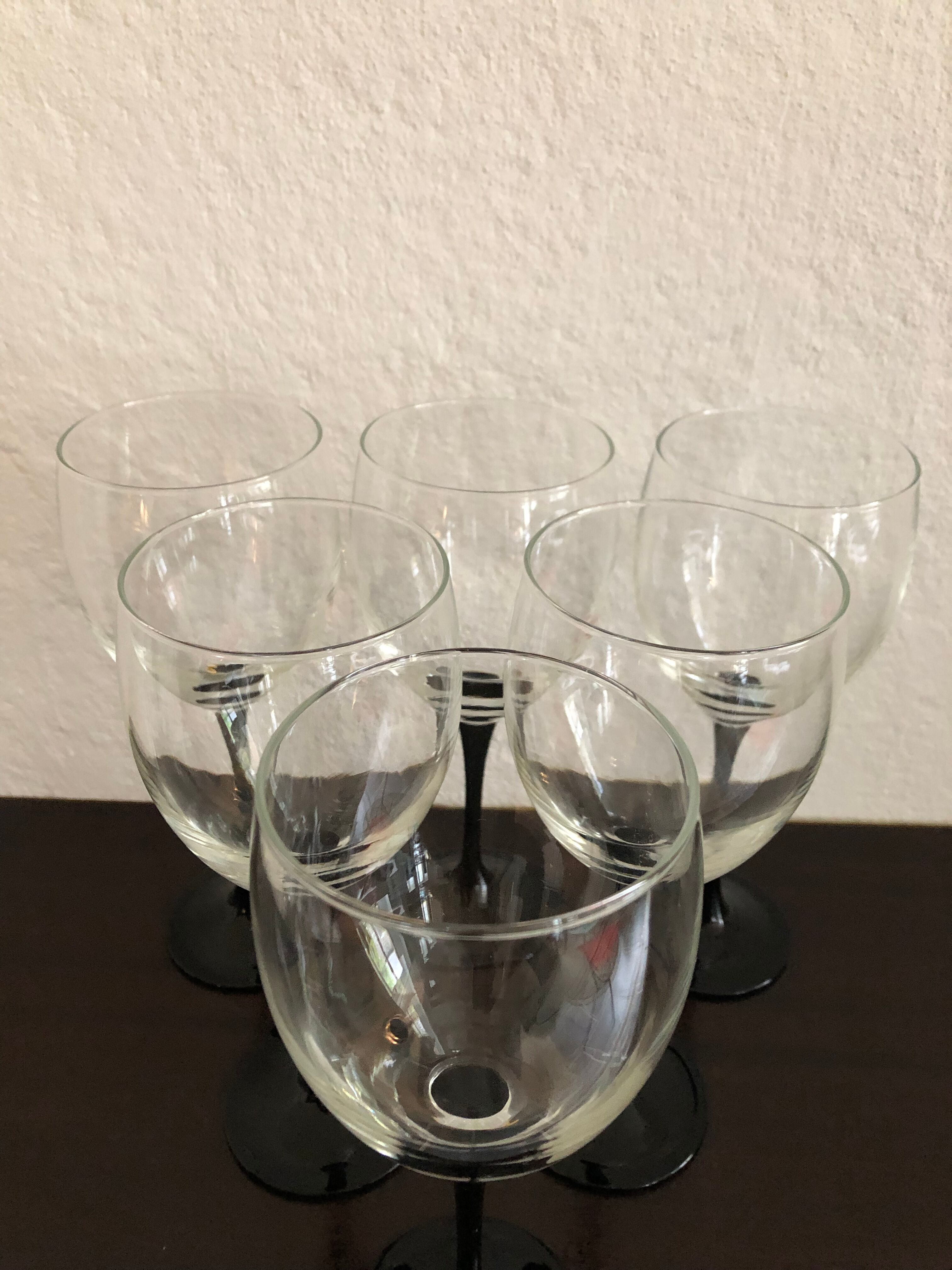 6 vintage luminarc wine glasses
