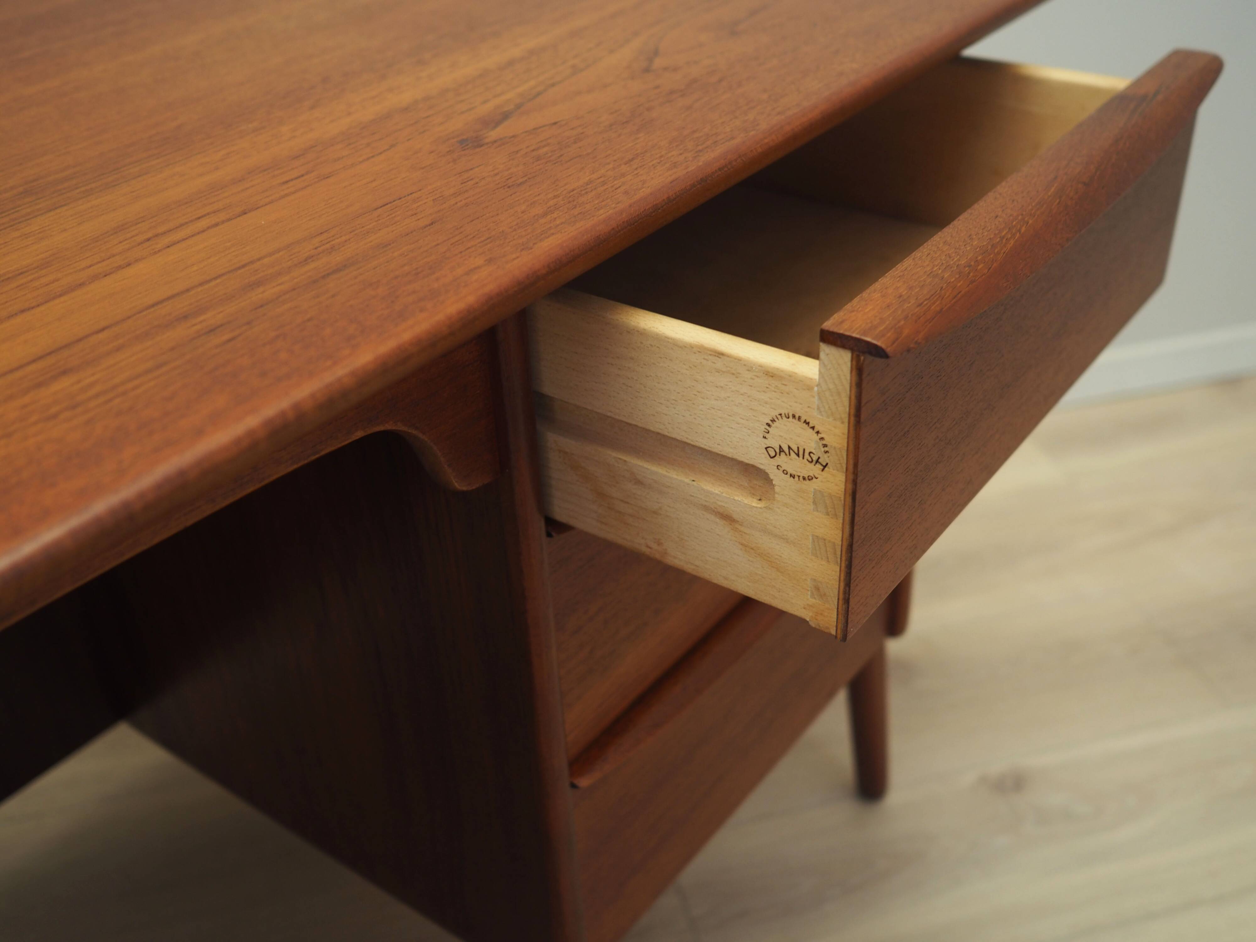 Teak desk, Danish design, 1960s, designer: Svend Age Madsen