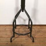 Standing coat rack