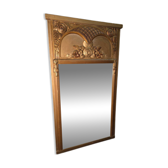 Art Deco gold mirror from the 1930s, bevelled mirror, 131cm in height.