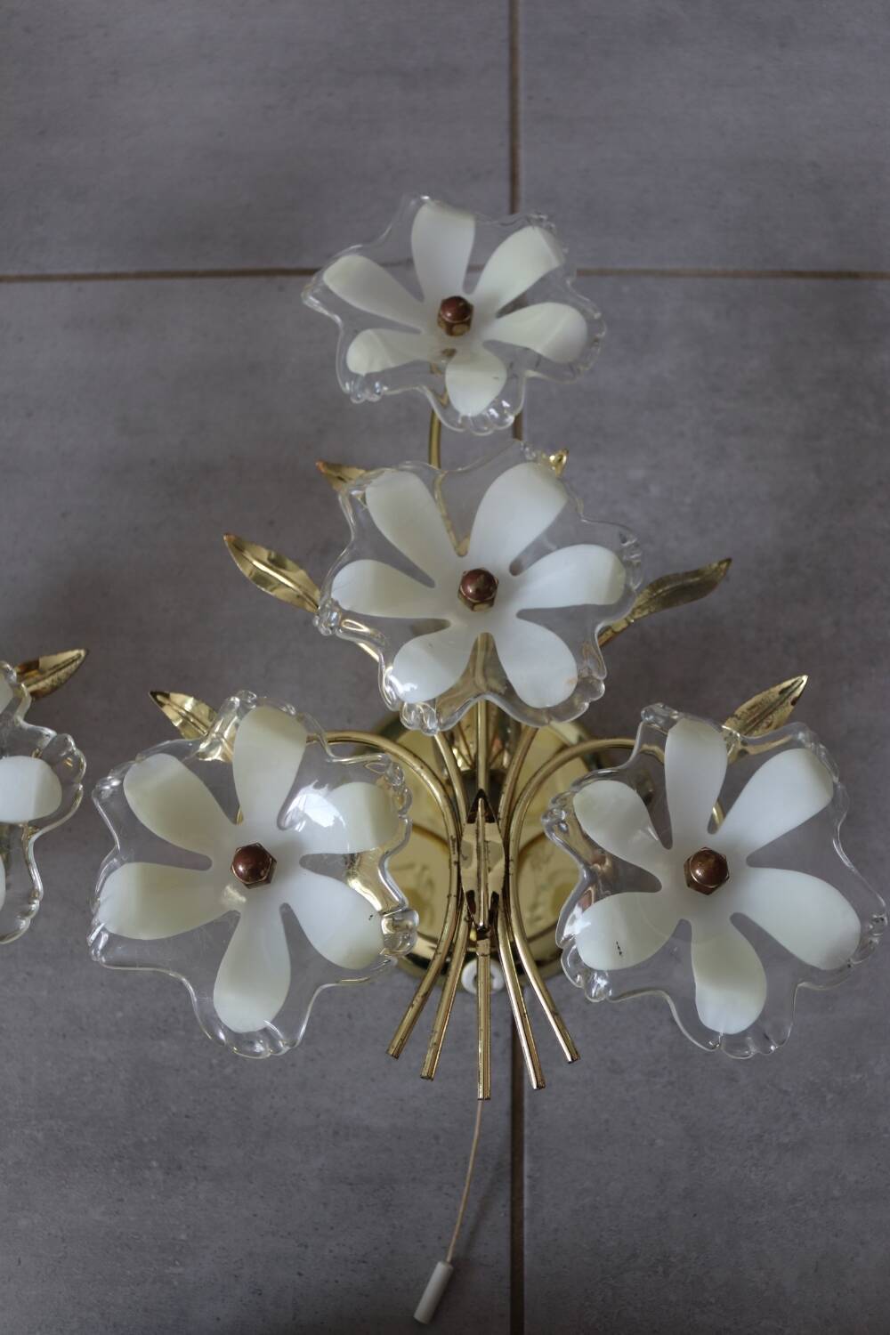 Two Eglo wall lights with vintage Murano flowers 70/80