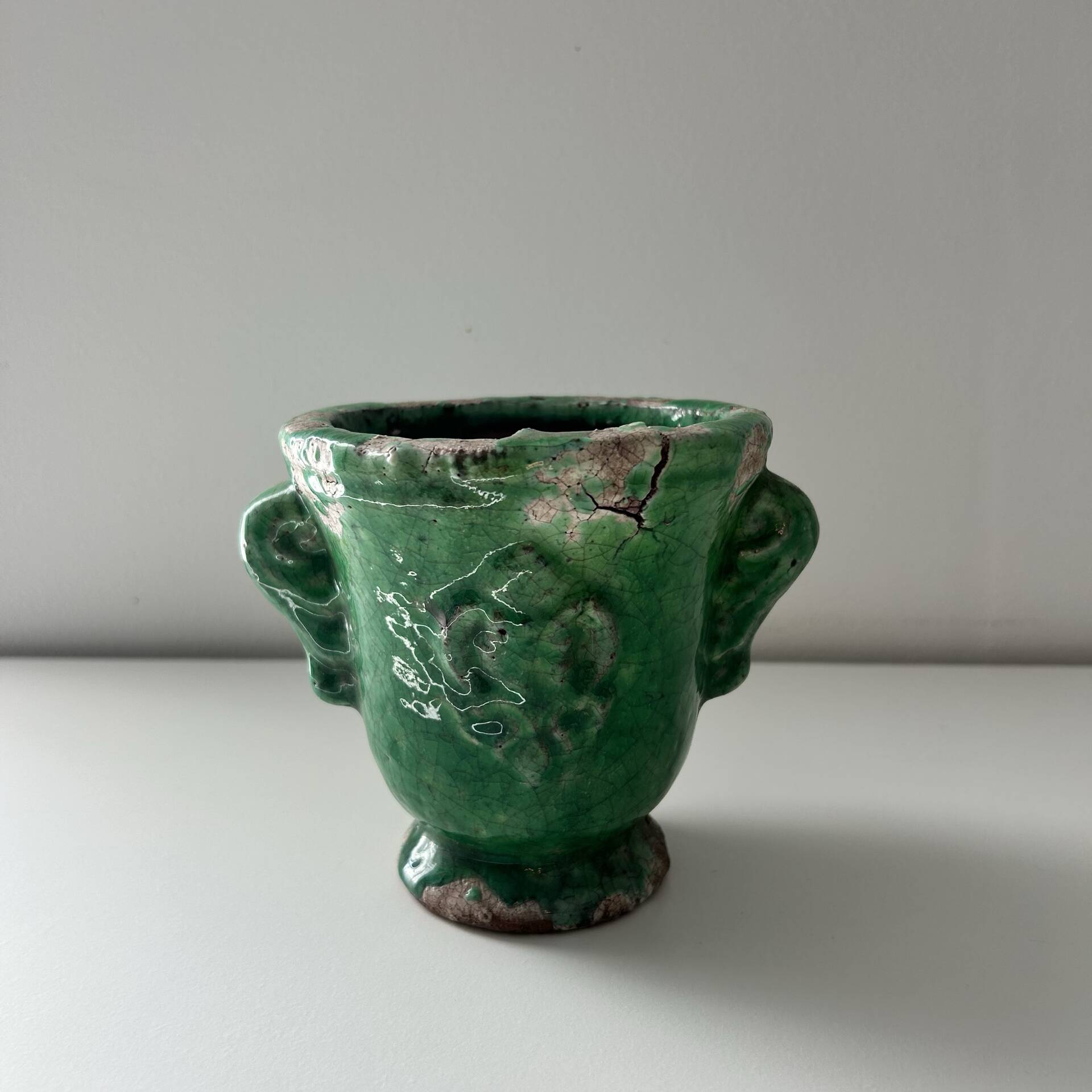 Petit vase provençal ancien