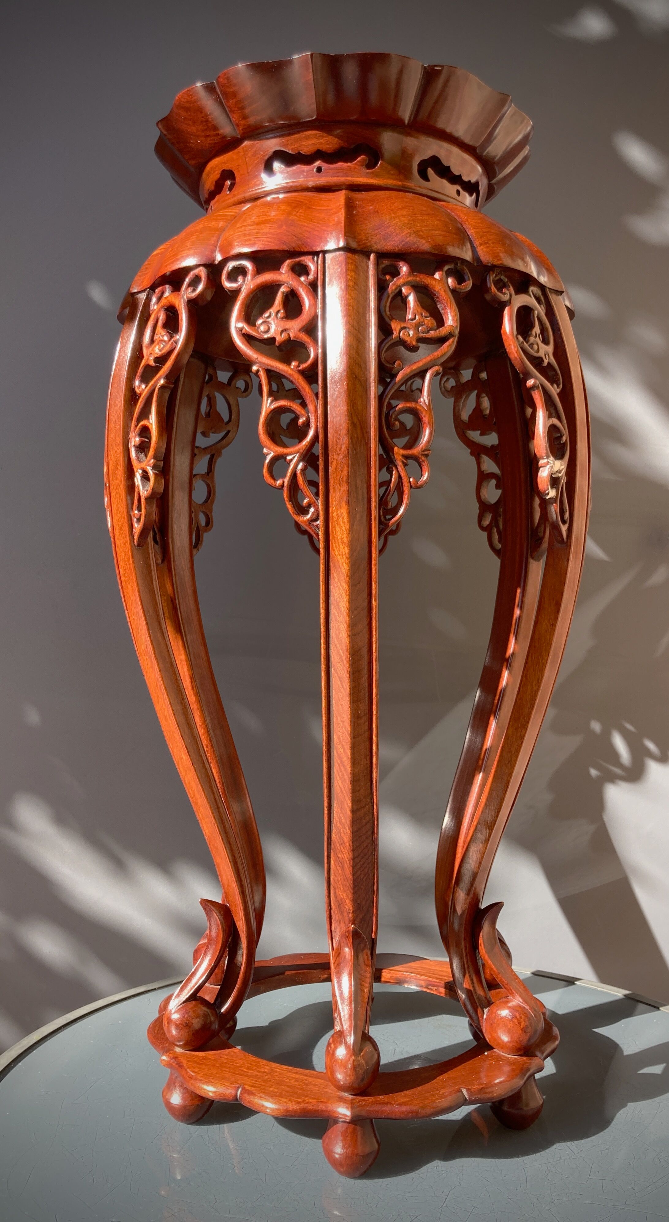 Openwork rosewood gueridon