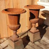 Pair of Medici vases