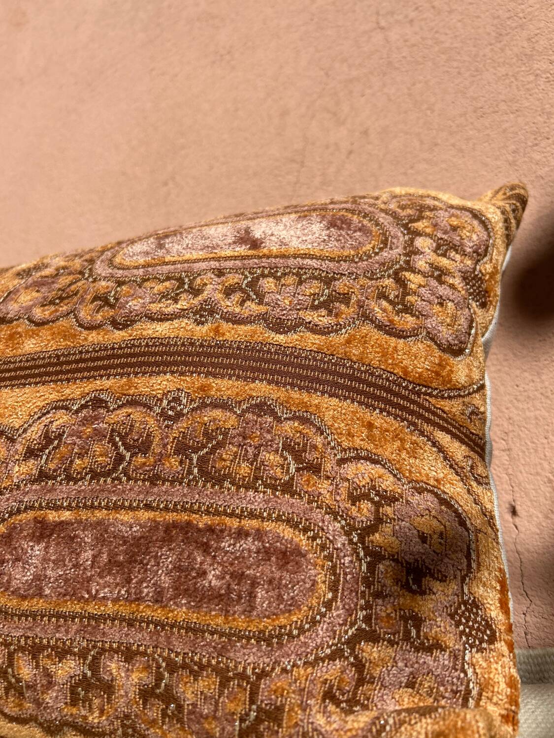 Velvet cushion 40x60cm
