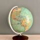 Duo globe terrestre « Colomb », vers 1960
