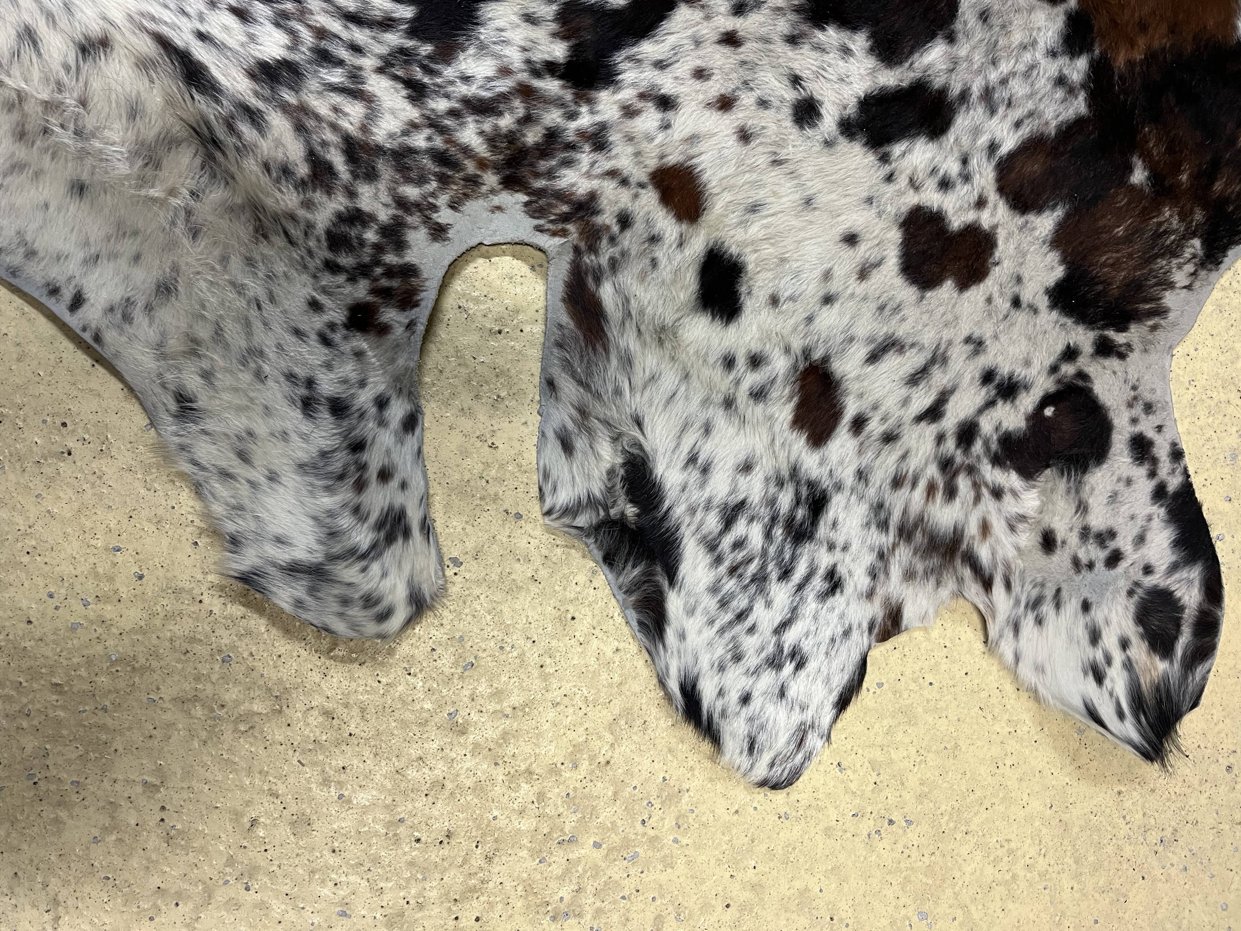 Peau de vache normande ht 240 x 230