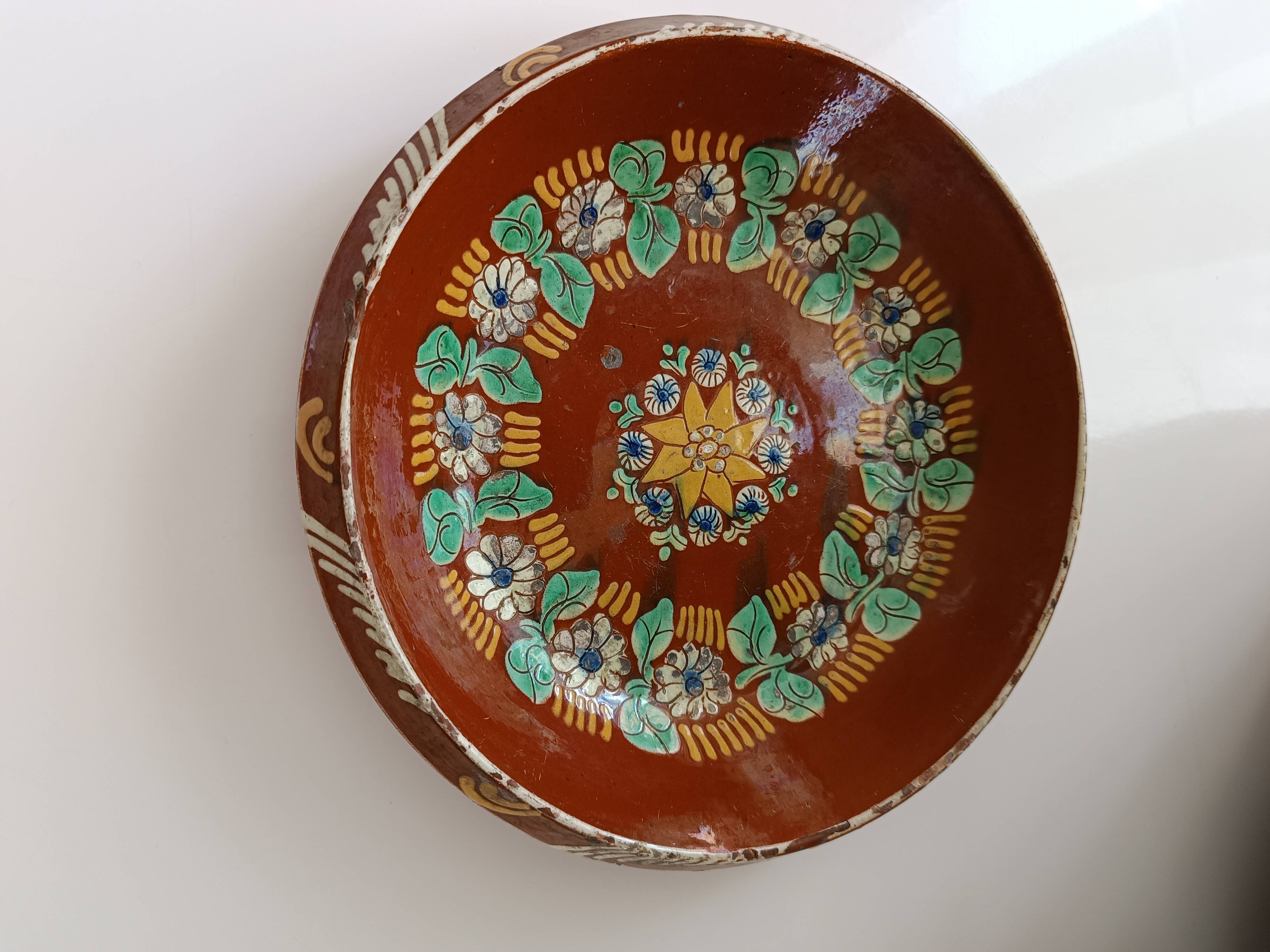 Swiss Ceramics Pair of rösti dishes, hollow dishes with collar, late 19th century