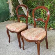 2 chaises louis Philippe bois massif courbé et tissu écru