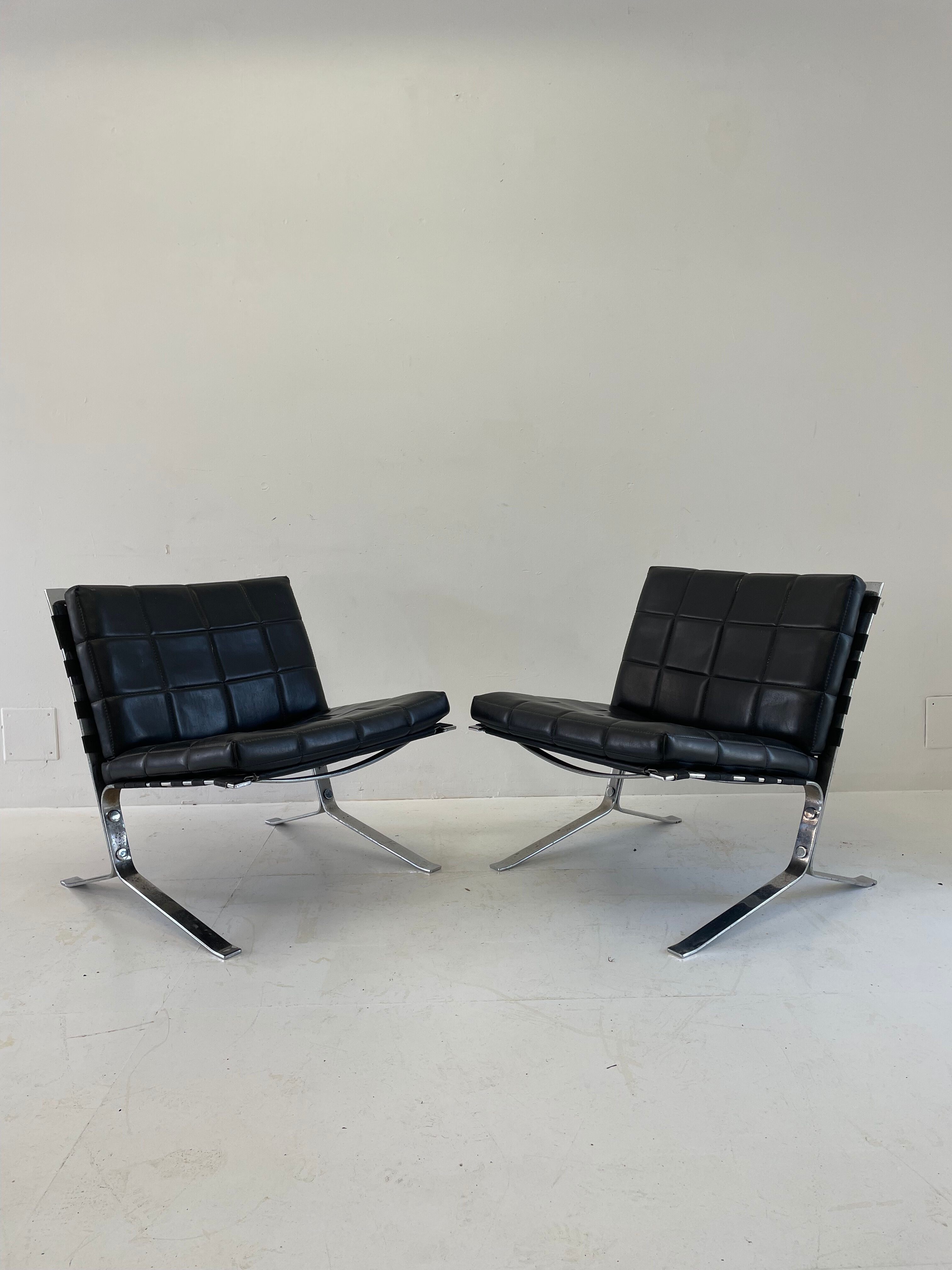 Paire de Fauteuils Jocker par Olivier Mourgue 1970