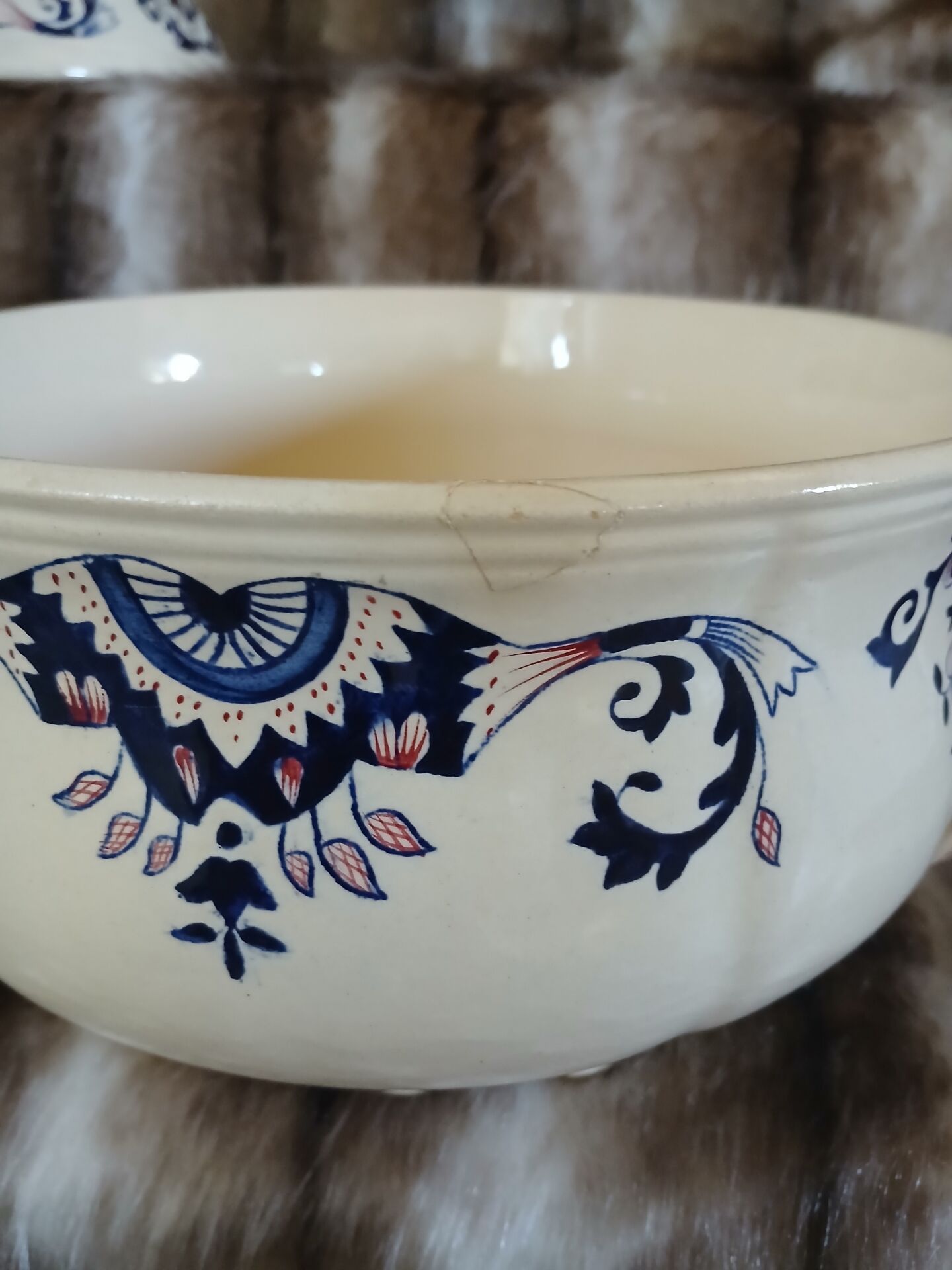 Large soup tureen in Longchamp ironstone
