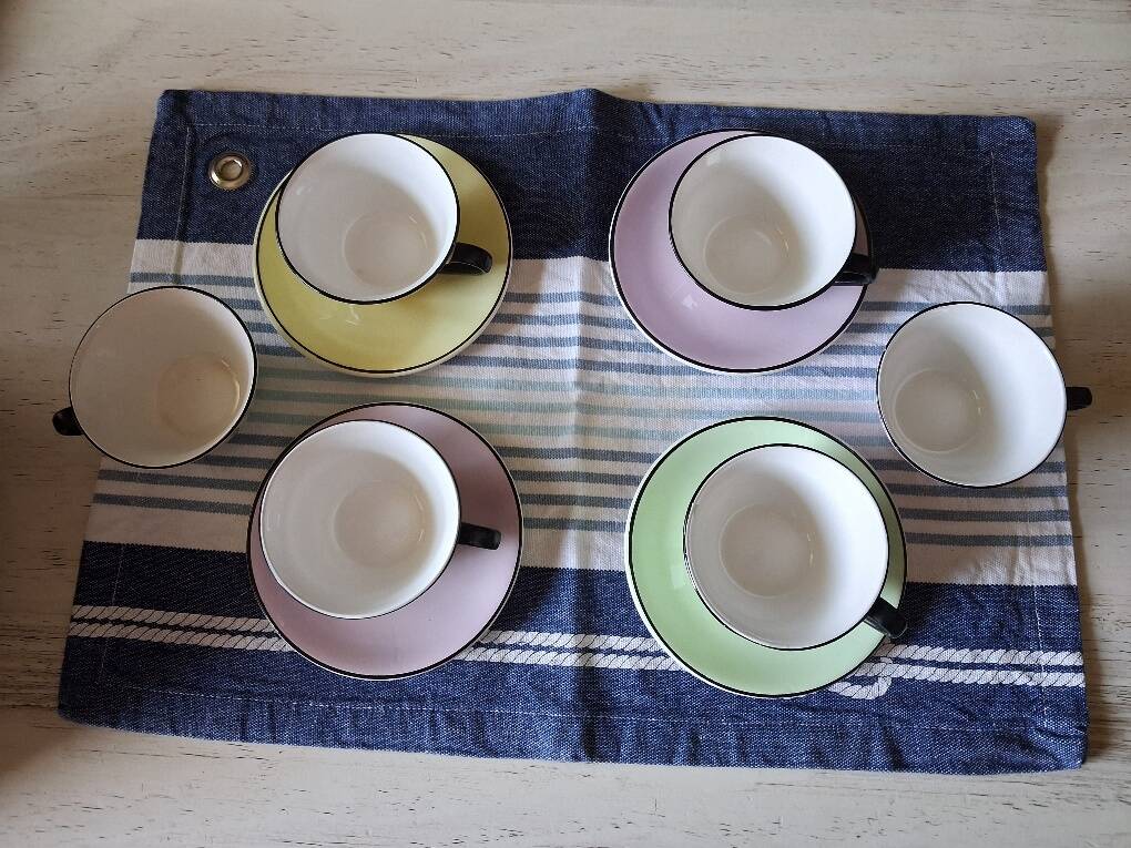 4 cups and saucers Moulin des Loups