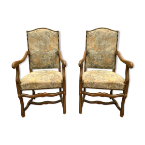 Paire de fauteuils de style renaissance