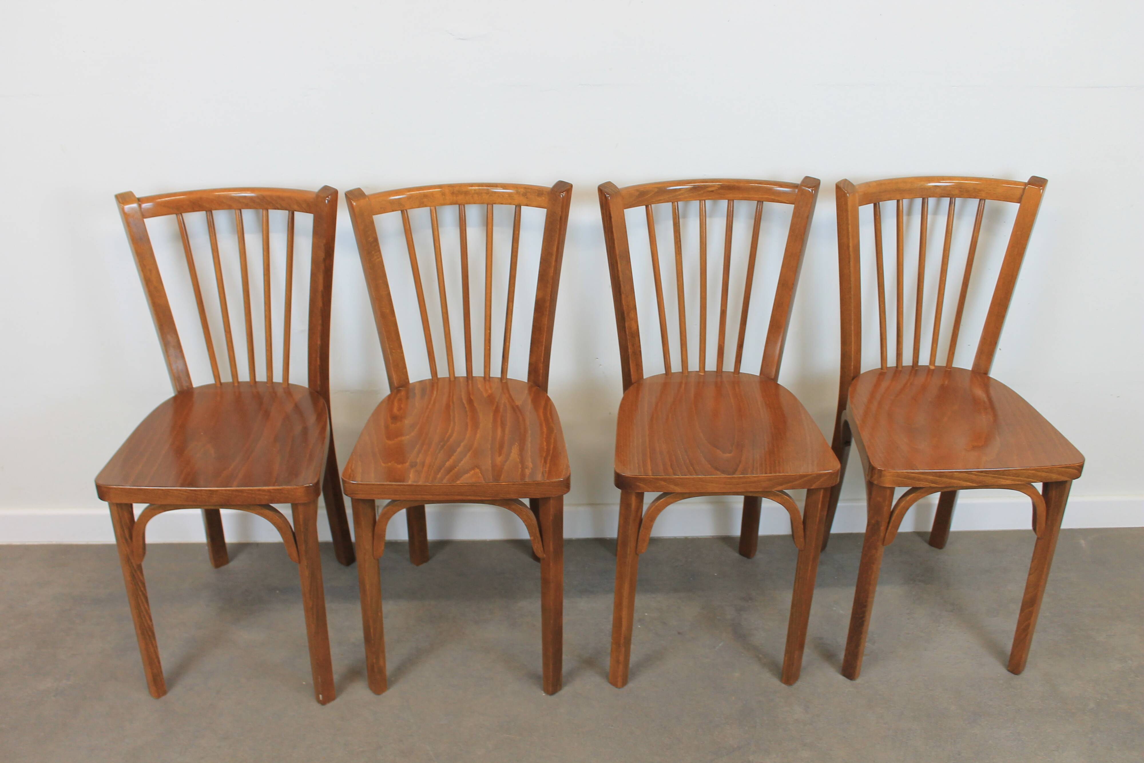 Set de 4 chaises bistrot Baumann n°56