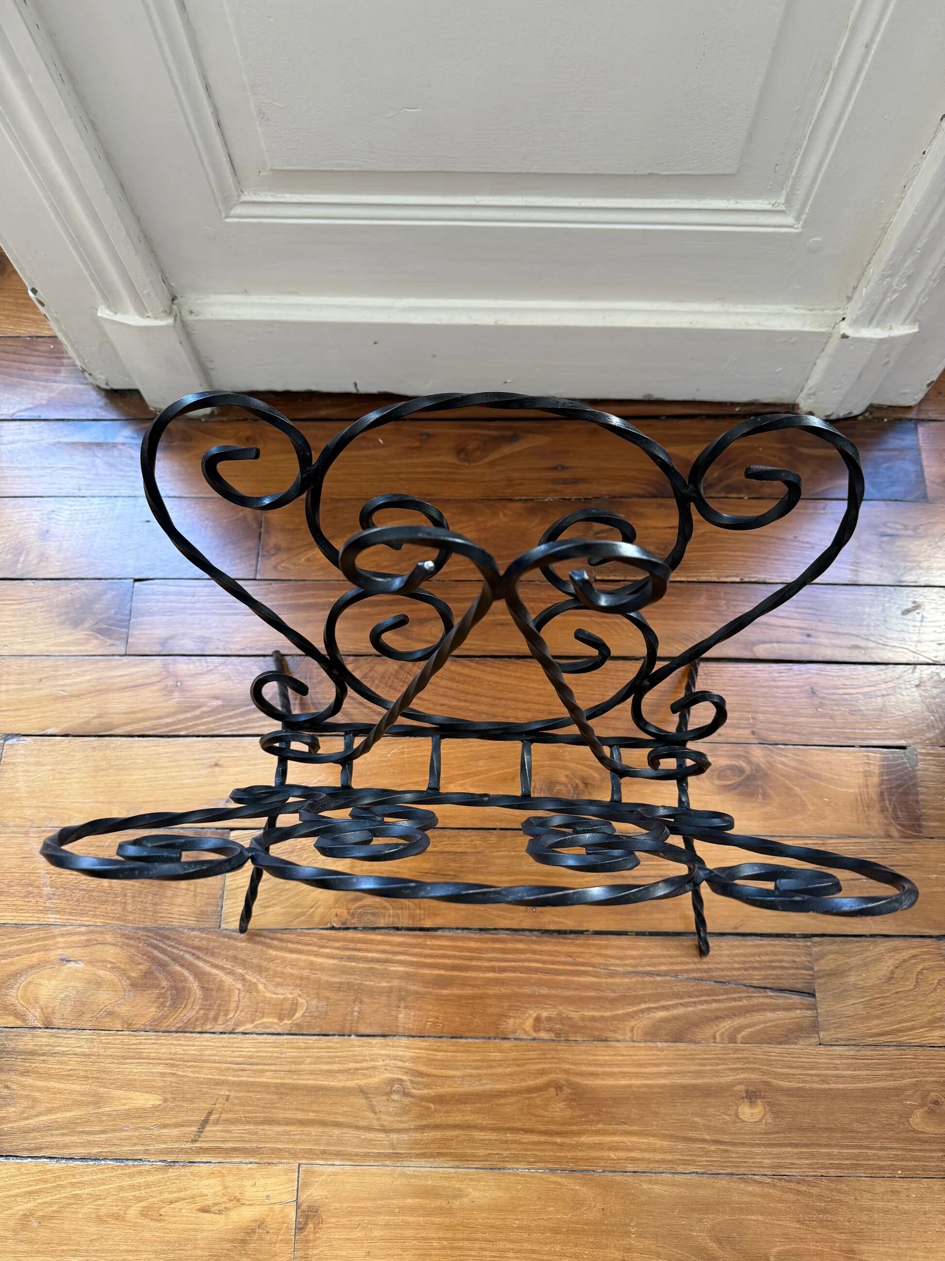 Wrought iron magazine rack