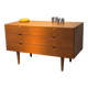Commode scandinave vintage en chêne doré "Ebba"