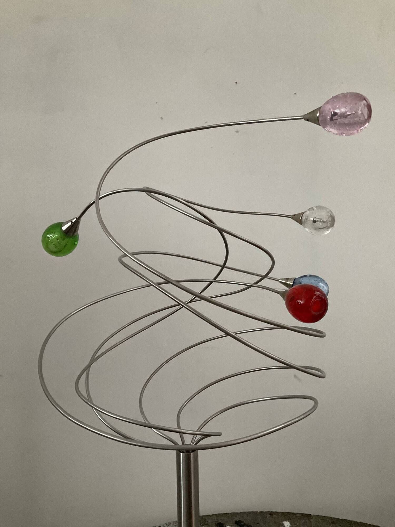 Design lamp of the 80s in brushed aluminum and glass paste