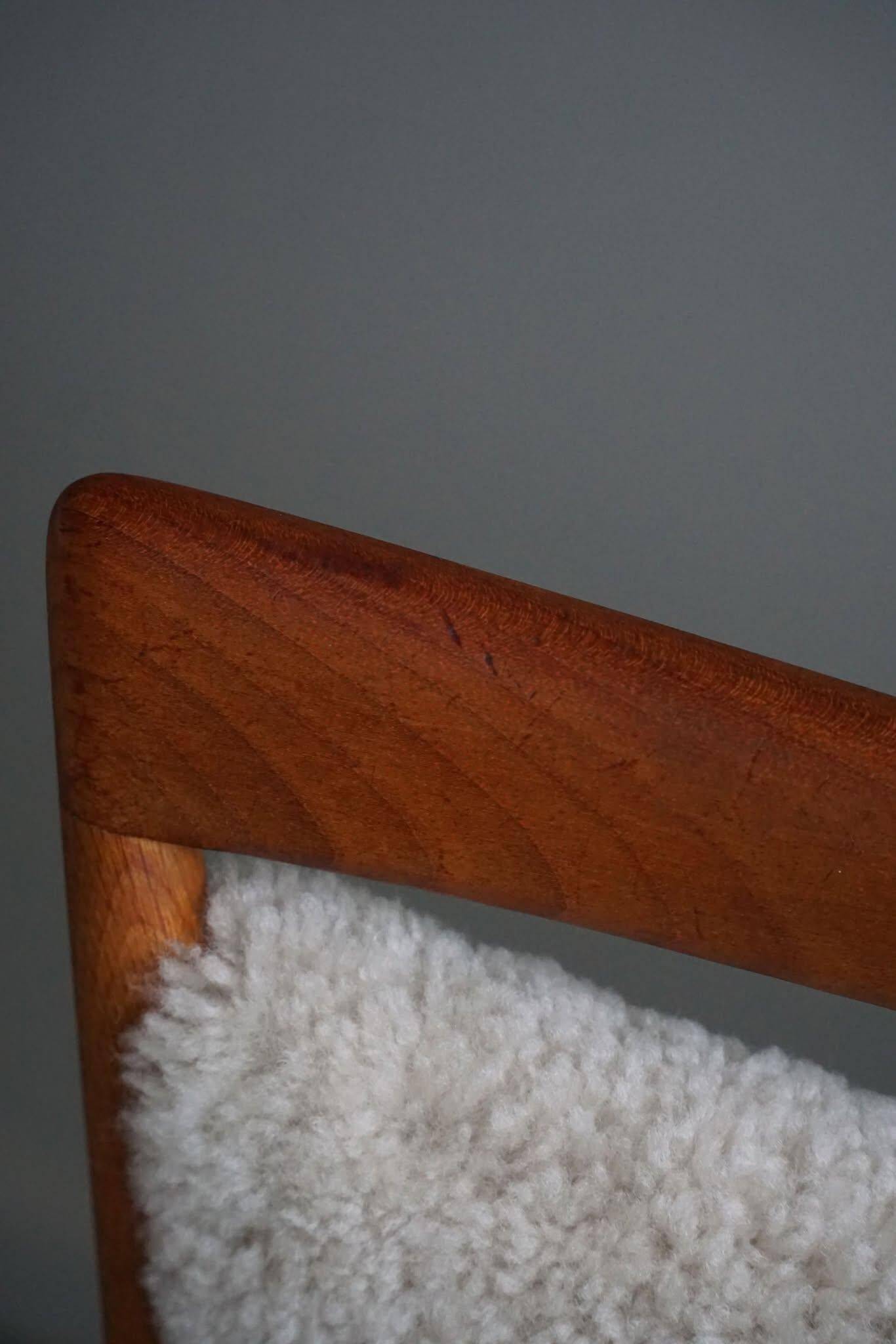 Ensemble de 6 chaises danoises modernes en chêne et laine d'agneau, modèle SW86 par Finn Juhl, 1953