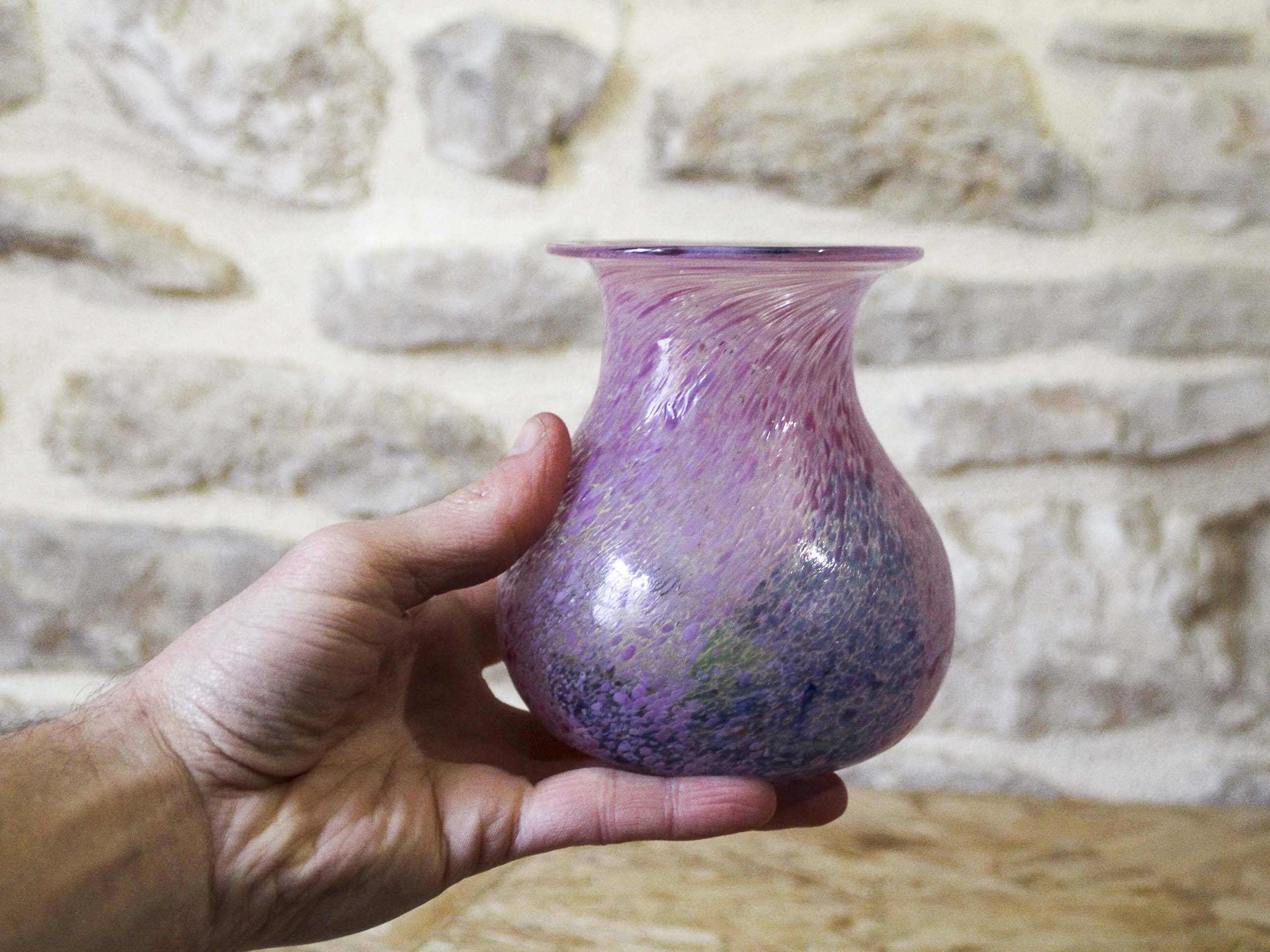 Kosta Boda Vallien glass vase