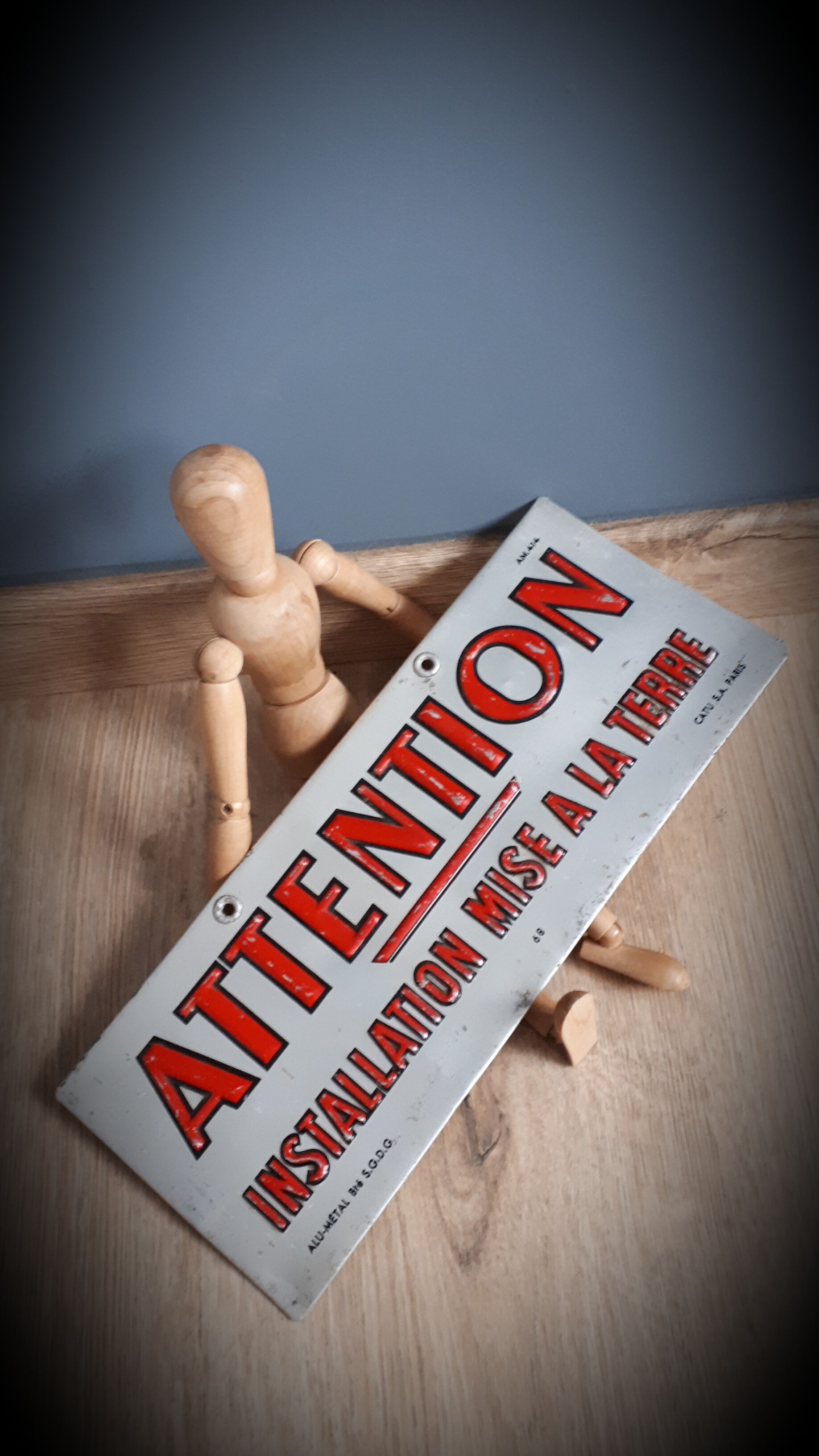 Authentic plate Attention