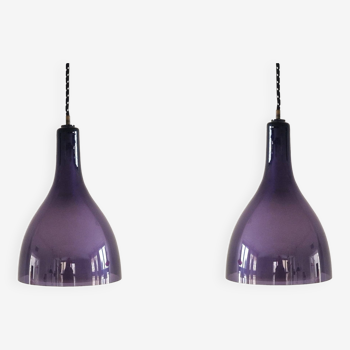 Set of 2 purple and white glass pendant lamps, 1960's / 1970's
