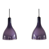 Ensemble de 2 suspensions en verre violet et blanc, années 1960/1970